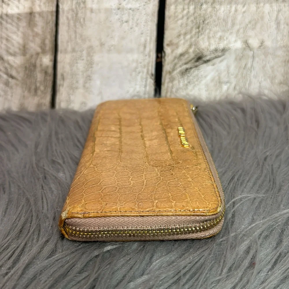 MIU MIU - 3/4 Zip Wallet - Picture 6 of 12